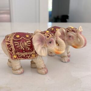 Cute Elephants Statue Home Decor Set of 2